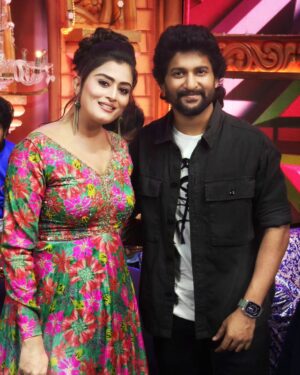 Veena Ponnappa Instagram - "Rise from Ashes and Shine like a Sun" 

With One Such Self Made, NATURAL STAR 
@nameisnani GAARU 🥳💖

#veena #veenaponnappa #tollywood #kannadaactress #pose #saripodhaasanivaaram #happyme #telugu #teluguserials #etvtelugu #elegant #fusion #actor #fashion #smilehappily #hinanna #goodevening #smiling #actorlife #rudrani #naturalstarnani #helloworld #nani #showtime #etv #nameisnani #instafamily