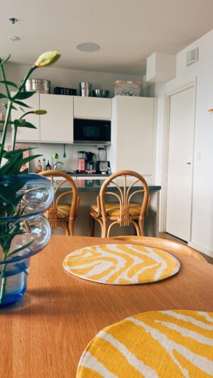 Veronica Verho Instagram - Pikku diy tuli tehtyä. Eks tullu kivat? 🥹🤌🏼🦓