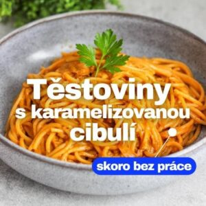 Viktorie Hrazdílková Instagram - Naše nová oblíbená večeře 🤤 

TĚSTOVINY S CIBULÍ 😋🧑‍🍳👩‍🍳 

🧅 2 kuřecí prsní řízky
🧅 4 velké cibule
🧅 oblíbené koření (já dala mletou sladkou papriku a koření s názvem bylinkové máslo)
🧅 sůl
🧅 2 PL olivového oleje
🧅 1/2 kelímku 33% smetany
🧅 1/2 kelímku vody z těstovin
🧅 těstoviny dle chuti
🧅 parmezán 

Postup: Do pekáčku dej nakrájené osolené kuřecí maso, přidej cibuli, oblíbené koření a olivový olej. Směs zakryj alobalem a dej péct na 200°C/hodinu. Nakonec do pečené směsi přidej smetanu, trochu vody z těstovin a uvařené těstoviny. Dobře promíchej, přidej parmezán a vychutnávej 🤤🧅🧑‍🍳👩‍🍳. 

Baví tě mé recepty?👩‍🍳 Podpoř mou tvorbu ❤, sdílením a milým komentem 🥰. 

Chceš mít mé rychlé recepty přehledně a pohromadě 👉 podpoř mou tvorbu a objednej si mou NOVOU kuchařku jen za 169 Kč na webu 𝗳𝗶𝘁𝘃𝗶𝗸𝗶.𝗰𝘇 👩‍🍳📖😋 

Chceš začít cvičit doma efektivně s viditelnými výsledky? Mrkni na web 𝗳𝗶𝘁𝘃𝗶𝗸𝗶.𝗰𝘇 a začni se mnou cvičit podle VIP členství - nyní jen za 199Kč / měsíc 💪❤️. 

Nutriční hodnoty 1 velké porce (1/2)
B: 49,6g
S: 63,5g
T: 32,3g
743 kcal 

#spagety #spaghetti #pasta #onionpasta #testoviny #foodhack  #dnespecu #vecere #cviceni #domacicviceni #czechfitenssgirl #dnesvecerim #rychlyrecept #jidlo #rychlerecepty #dnesjim #dnesjem #viralpasta #recepty #czechgirl #jedlo #jidlo #toprecepty #foodblogger #foodlover #inspirace #motivace #recept #bilkoviny #cibule