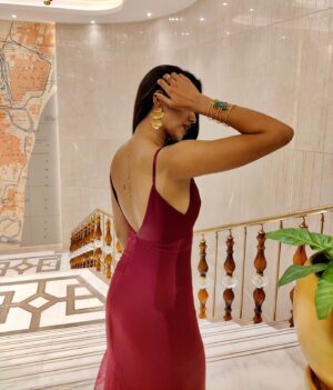 Vinsu Rachel Sam Instagram - And just like that, we got our most favourite boy, married! 
Reuniting with school friends after what seems like a bazillion years only made me realise that we don’t need to be in constant touch - the memories that we share together is strong enough pick up right where we left off. 
.
Also my fabulous dress is by the fabulous @razak_creations 🌹