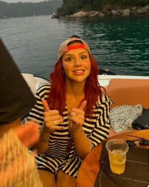 Virgínia Wanderley Instagram - Angra é sempre uma experiência