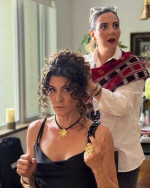Vishka Asayesh Instagram - Moments to cherish 💖
„7 Days“ first world premiere @tiff_net
Designer& Stylist @leyla_kashani 
Makeup @ferial_artistry