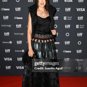 Vishka Asayesh Instagram - Moments to cherish 💖
„7 Days“ first world premiere @tiff_net
Designer& Stylist @leyla_kashani 
Makeup @ferial_artistry