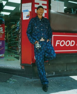Vivienne Westwood Instagram - __________
PALACE VIVIENNE WESTWOOD
LAUNCHING FRIDAY SEPTEMBER 6
AVAILABLE AT SELECT VIVIENNE WESTWOOD STORES
AND PALACE ONLINE & IN-STORE
CHECK WEBSITE FOR DETAILS 
SHOT BY SHOICHI AOKI @aoki_street.1985