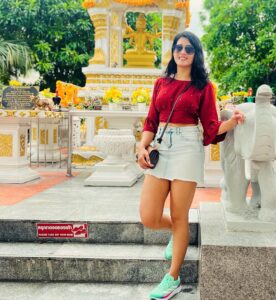 Actress Viviya Santh HD Photos and Wallpapers December 2024