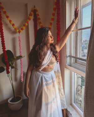 Wafa Khadeeja Rahman Instagram - Happy Onam, lovelies! 🌸

#Onam #fashion #styling #outfit #ootd #outfitoftheday

Wearing: @taara_fashiondesigning