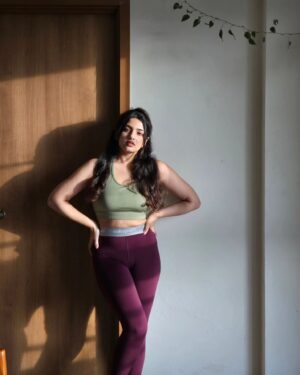 Wafa Khadeeja Rahman Instagram - Tiny lil photodump of my cute mug from over the week

#ootd #fashion #styling #outfitoftheday #shoot