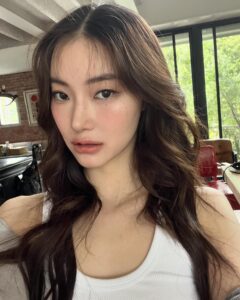 Actress Warisara Yu HD Instagram Photos and Wallpapers September 2024