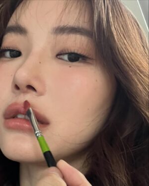 Warisara Yu Instagram - 😉🤳
