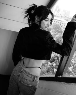 Warisara Yu Instagram - 🖤 

#alexanderwangbkk
#getreadywithwang