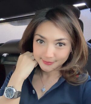 Wiwid Gunawan Instagram - Allah Said : Besok Dan seterusnya adalah rahasiaku . Tidak usah ditebak dan hidup dengan gelisah , hiduplah dengan se baik-baiknya . #aaamiiinn #instagram #terasahampa_ #foryou #quotes #happy #friday #with #friends #and #family #sweet #heart #beauty #healthy #love #wiwidgunawan216 #thankful #grateful #blessed #widlov❣️
