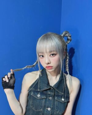 Wong Ka-Hei Instagram - Talk to you later~~~📞⏰🤙🏻