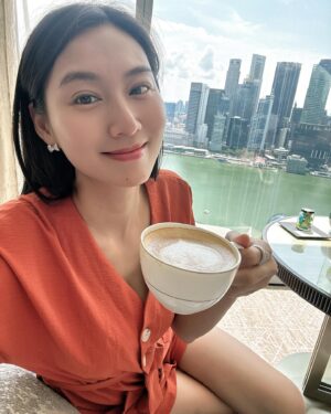 Xenia Chong Instagram - 🧡🧡🧡
美好的9月份開始了✈️
工作順利🙏🏻
滿滿感恩🫶🏻
#xeniachong 
#hkig #hkactor
#followme #莊韻澄 
#loveisintheair