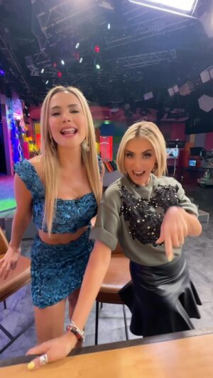 Ximena Córdoba Instagram - ¿Cuál es tu frase favorita de @lacasafamososmx ? 🏠⭐️ @karimepindter @carmenmoriginal @ximenacordoba @canalestrellas @cuentameloyaof #cuéntameloya #entretenimiento #lacasadelosfamososmx