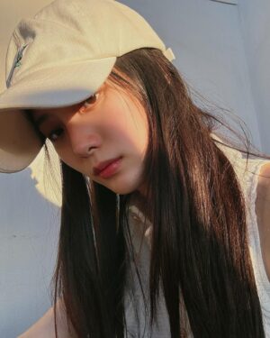 Xu Yiyang Instagram - ☀️☀️☀️