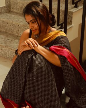Yamuna Chinnadurai Instagram - Selaiyum Ravikaiyum the saree made with love 
Saree : patteda anchu 
Order through our website 
Link in bio 
@selaiyum_ravikaiyum