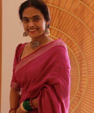 Yamuna Chinnadurai Instagram - SOLDOUT 

#varalakshmiviratham 
Pooja items @pookadai.co.in 
Saree @selaiyum_ravikaiyum 
Jewels @kabijewellery