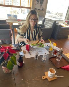 Actress Yasmin Erbil HD Photos and Wallpapers September 2024