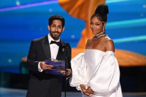 Yaya DaCosta Instagram - Thank you to the Creative Arts Emmy’s for having me!
Presenting alongside @sagarradia was so much fun!
.
(shoutout to @princesstagram #MayaRudolph and #KirstenWiig, my comedic sheroes, who were sitting right in front of me! I wanted to fangirl so bad, but kept it very professional. very poised. very cutesy. I think 🤪)