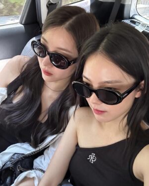 Yoo Hye-In Instagram - 다!낭!🩵🩵🩵🩵🩵
