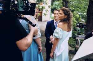 Yuliya Topolnitskaya Instagram - Сегодня в 21.00 на @tnt_online  и @kinopoisk выходит первая серия нашего сериала « 3 сентября» 
Всем приятного просмотра 💙
Большое спасибо всем причастным,всем цехам, всем кто вложил силы и душу в этот проект 💙