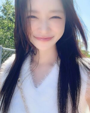 Yuu Tejima Instagram - 🌈

朝活最高な日☀️

アイコンにもした良い風なびき写真🍀

@apuweiser_official のふわもこトップスお気に入り❤︎

#朝活　#お散歩　#晴れ