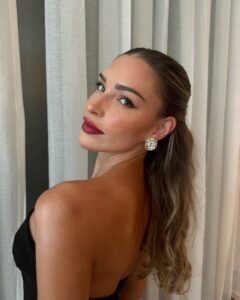 Actress Zara McDermott HD Photos and Wallpapers December 2024