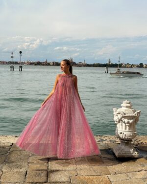 Zoë Pastelle Holthuizen Instagram - when I found the perfect dress to hide my little bean literally one hour before the red carpet started in Venice last year 🥹🌸