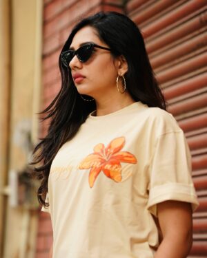 sai Dhanya Instagram - Oversized Tshirt unisex @_threequarter

Pc @shotbyazzez