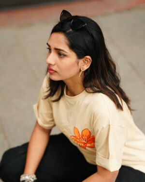sai Dhanya Instagram - Oversized Tshirt unisex @_threequarter

Pc @shotbyazzez
