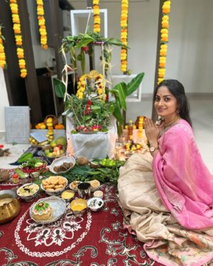 sree priya Instagram - Swipe left to see the cuteness 🤪😍

Happy festival ✨ 

Outfit : @aarushireddylabel