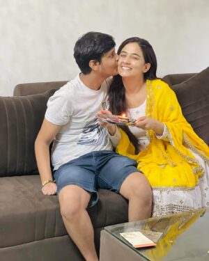 upma Sharma Instagram - 🧚🏻‍♀️
#happyrakshabandhan #love#upmasharma #upmasharmaofficial