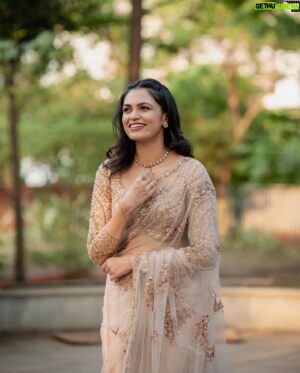 VJ Akshaya Instagram - Glowing vibes ! 🤩

Outfit : @tamohara_house_of_designs 
Makeup & styling : Akshu 
Pc : @portraitsbylokesh 
Hairstyle : @sujitha_mua 
Jwellery : @aaranyarentaljewellery 

#vjakshaya #weddingwear