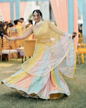 Aadita Jain Instagram - Day 3 - Bhai ki Haldi Ceremony 
.
.
#kunalkishadi #bhaikishaadi #bhaikihaldi💛 #aachalmerenaal #haldiceremony #foryou #foryoupage #explore #explorepage #haldioutfit