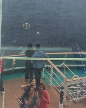 Aditi Singh Khatri Instagram - and like the wave I will fall, I will rise 🌊

@cordeliacruises ⛴️ 

Thanks for this amazing trip @wearepermissionless  @jr_rudo ❤️✨

#cordeliacruises #destinationofyourdreams #mvempress #cordeliaempress #seacation