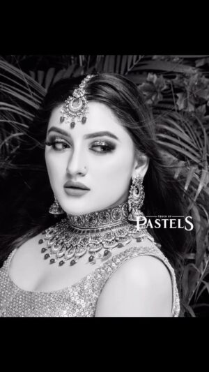 Aisha Yusuf Instagram - The feminine urge to be “that girl” indian shayars talk about 🤍