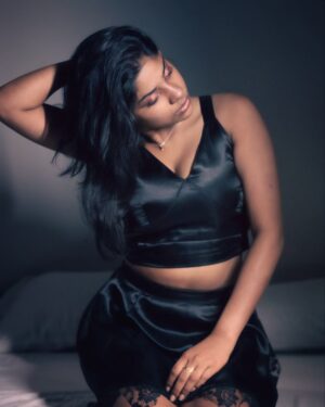 Aishwarya Vadivu Instagram - Avanin kannama vaga endru endrum 🫶🏼💋

Costume by_ @phenomenalstudio41 
Photography by -@sen__997 

#instagram #instagood #instalike #instadaily #india #instaphoto #inspiration #instapic #insta #photooftheday #picoftheday #photo #photographer #blackandwhitephotography #portraitphotography #phenomenalstudio #callmeblackforestaishu #blackforest #aishwaryavadivuphotoshootvideo #aishwaryavadivuemotional #aishwaryavadivuinterview #aishwaryavadivuboldphotoshoot