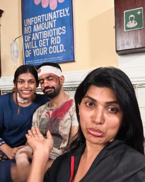 Akshaya Shetty Instagram - Photo dump from #dange (Hindi)/ #por (Tamil), directed by @bejoynambiar , is out today! @tseriesfilms it was a memorable experience shooting for this film. Met some wonderful people in the process @nair.soumia , @sharan.actor  @saivainika @surjyasikhadas @arvindjanakiraman @keshav.lokwani @jeeva_subramaniam.offl , @purpleplum17, @actorvinodsagar - you all made it feel like home. Thank you, Team Dange. 🙂🙏🌹 #dange #por #bejoynambiar #bollywoodfilm #bilingualfilm #shootlife #akshayashetty