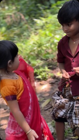Alaknanda Nandhootty Instagram - മാധവന് എന്നോട് ശേരിക്കും ഇഷ്ട്ട. ...❤️