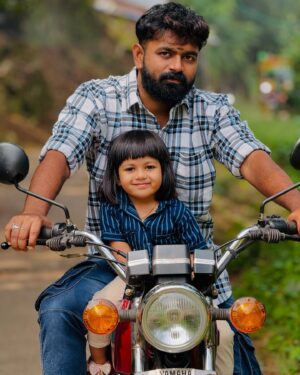 Alaknanda Nandhootty Instagram - Daddy’s Girl 🤩