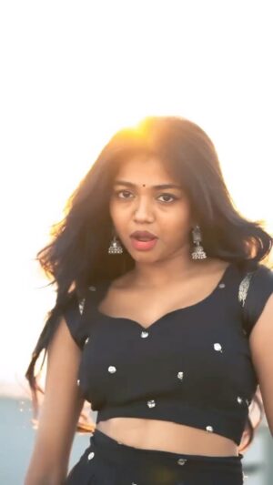 Amala Shaji Instagram - Kiss💋 #amalashaji 
🎥 @snaps_by_su
@sreeleela14