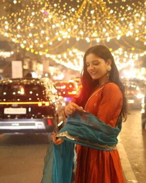 Ambika Vani Instagram - शुभ दीपावली ✨

Beautifully clicked by - @lightchazer