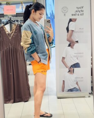 Ambika Vani Instagram - Which one is better 1,2,3,4,5,6,7,8,9 or 10 ???