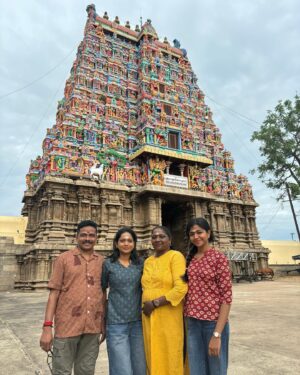 Amritha Shaji Instagram - A picture for ❤️‍🩹 #amrithashaji #family #temple
