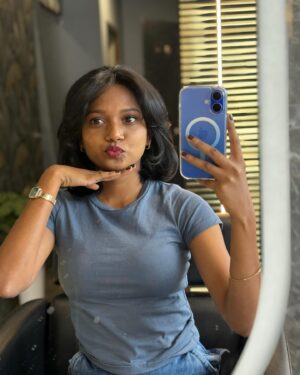 Amritha Shaji Instagram - Pretty for today 🎀🧿 #amrithashaji #haircutday