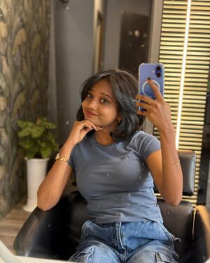 Amritha Shaji Instagram - Pretty for today 🎀🧿 #amrithashaji #haircutday