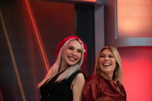 Ana Bacalhau Instagram - Um momento especial como este, merece um show da @claudiapascoal com a grande @anabacalhau 😍🙌 

#OPreçoCerto #RTP #FremantlePT