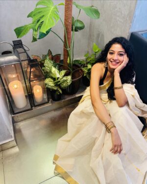 Anjali P Nair Instagram - Happy Onam Everyone ♥️♥️🌼🌼🌸🌼
I like the last picture the most🙈