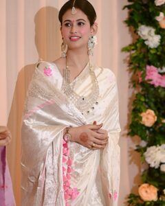 Actress Arunima Dutta HD Photos and Wallpapers January 2025