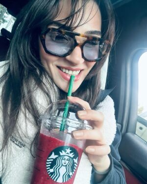 Asena Girişken Instagram - Çiçek gibi🌹